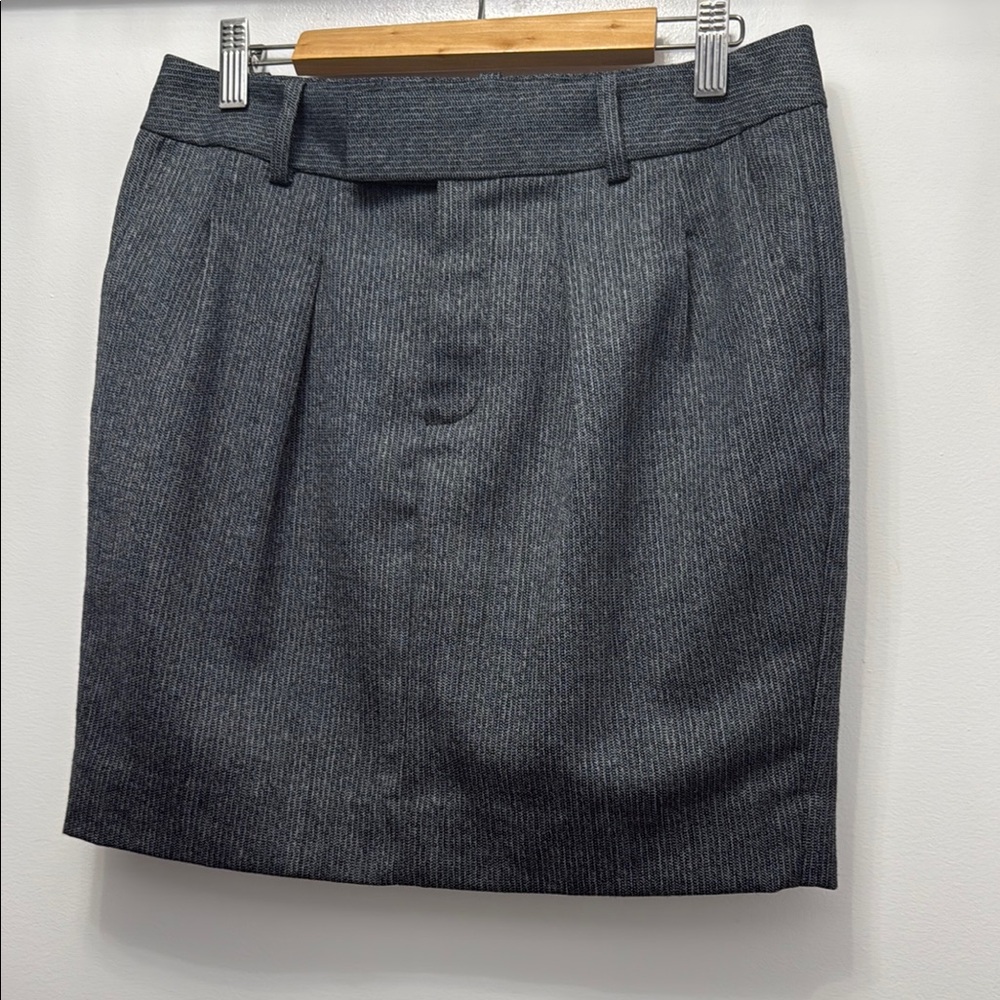 Gap gray women’s skirt size 0 stretchy